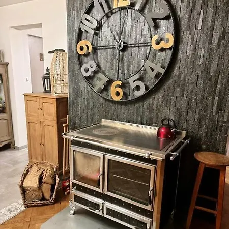 La D'aurel De 140m2, 2 Hectares De Nature 别墅 *