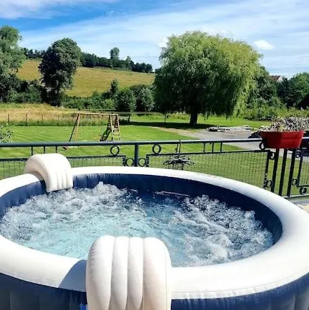 Villa La D'aurel De 140m2, 2 Hectares De Nature
